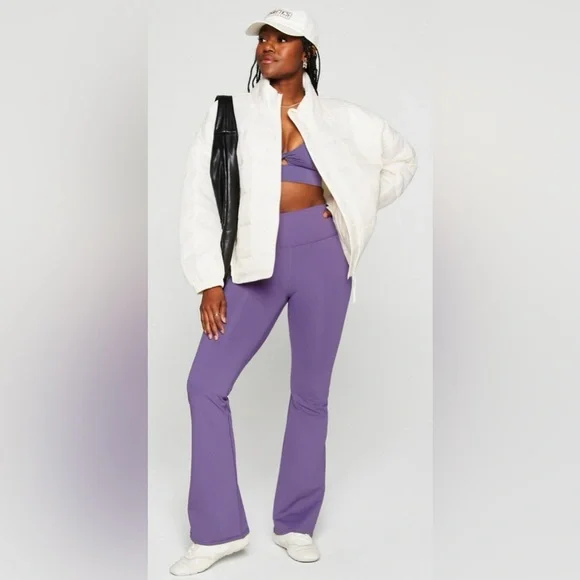 Fabletics Ivory Quilted Daydreamer Jacket | Small | NWT | Water Resistant - Picture 4 of 10